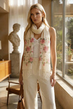 gül desenli kadın fular